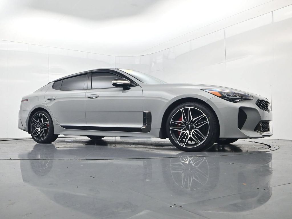 2022 Kia Stinger GT1