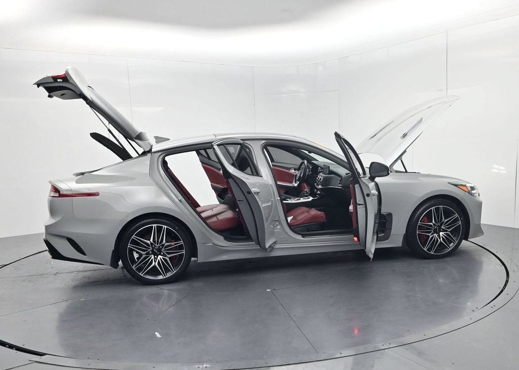 2022 Kia Stinger GT1