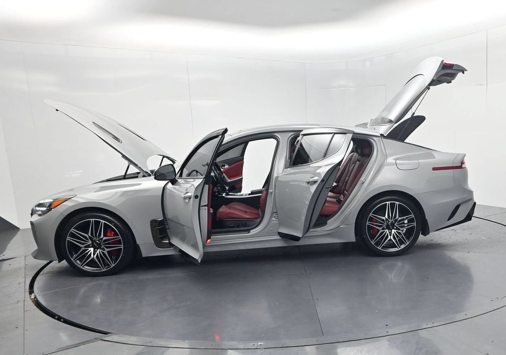 2022 Kia Stinger GT1