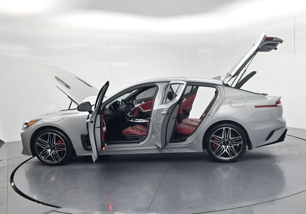 2022 Kia Stinger GT1