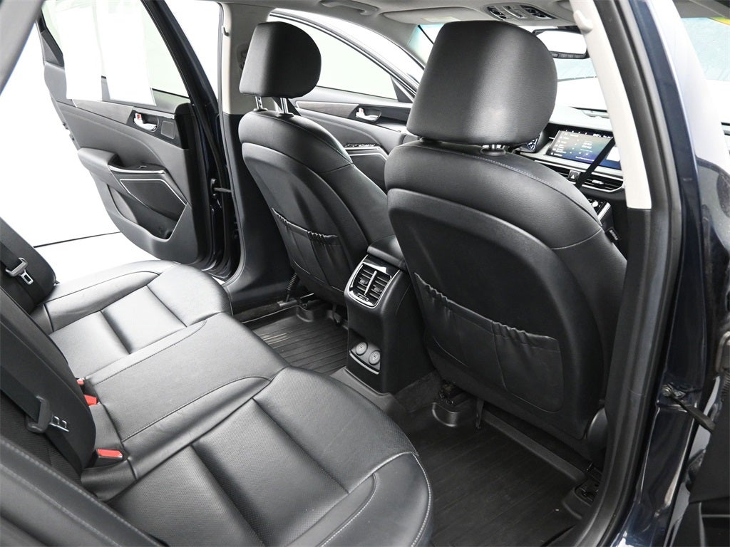 2020 Kia Cadenza Technology