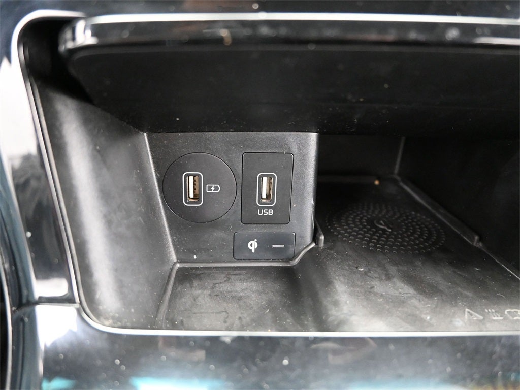 2020 Kia Cadenza Technology