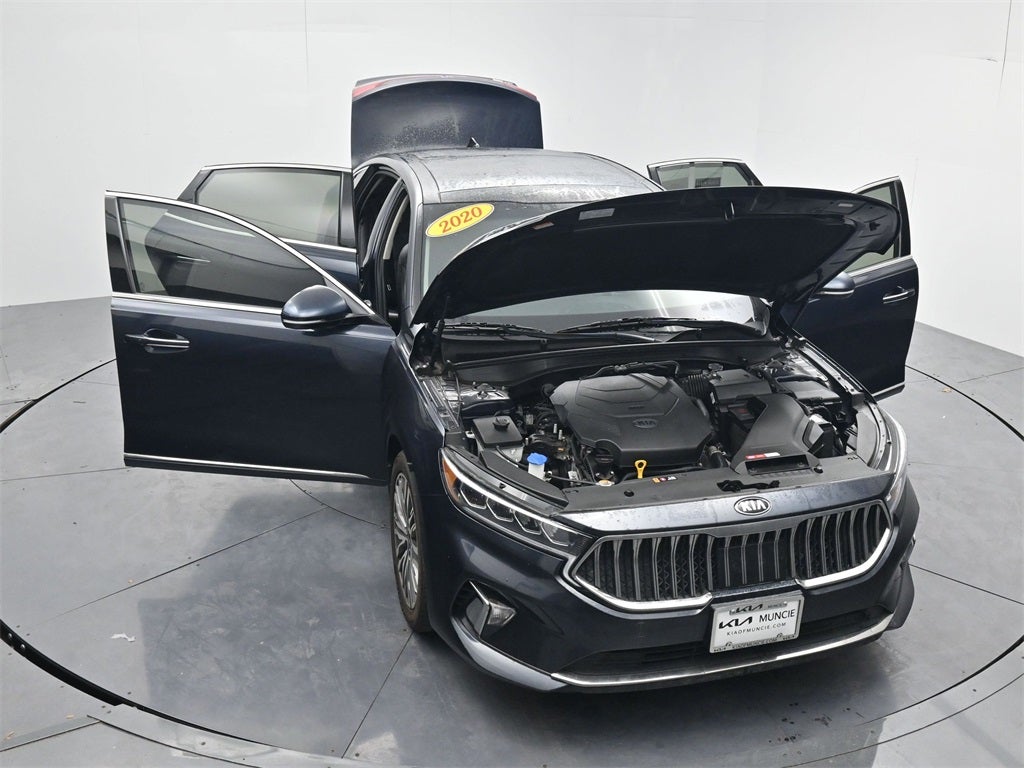 2020 Kia Cadenza Technology