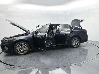 2020 Kia Cadenza Technology