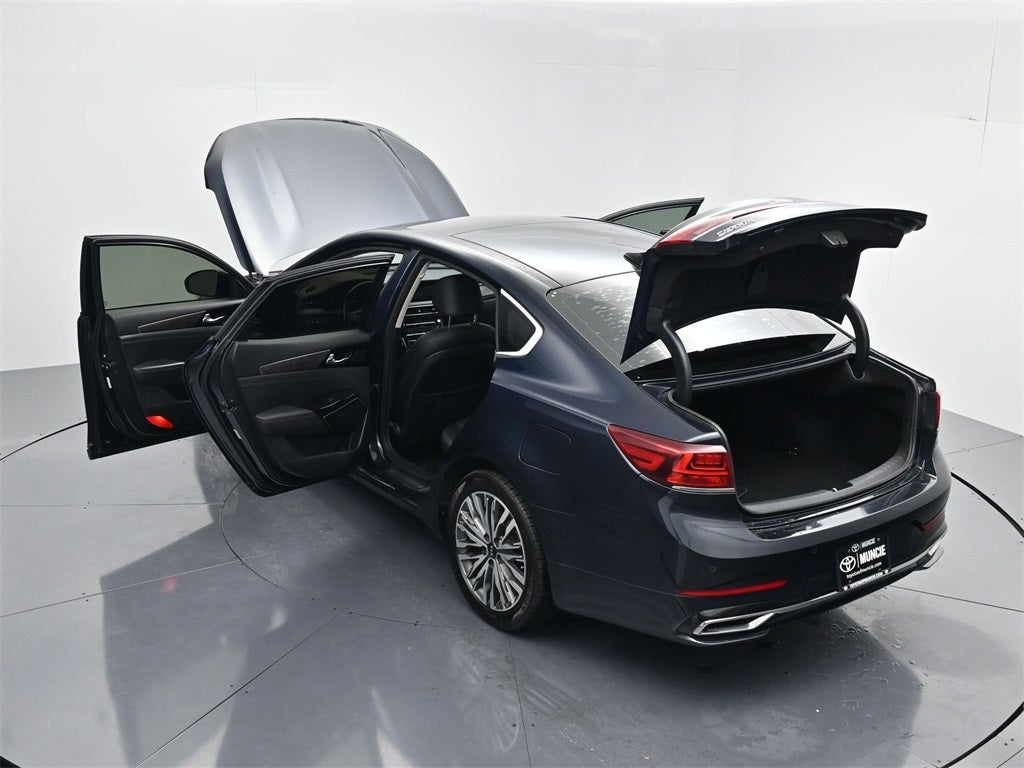 2020 Kia Cadenza Technology