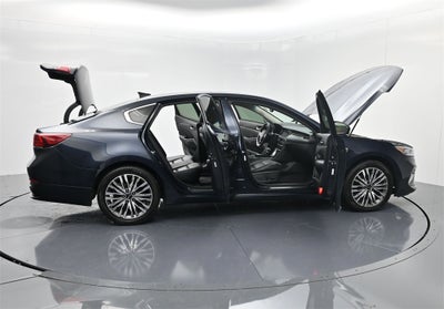 2020 Kia Cadenza Technology