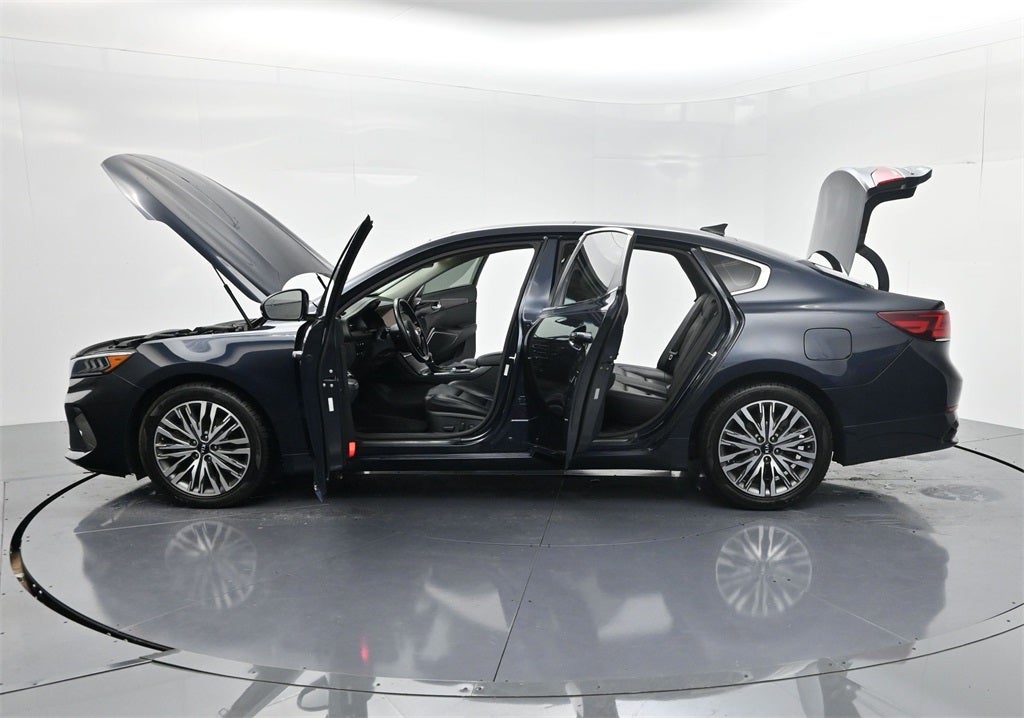 2020 Kia Cadenza Technology