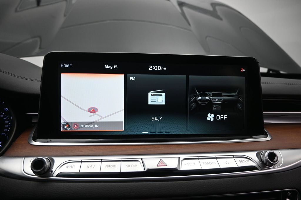 2020 Kia K900 Luxury