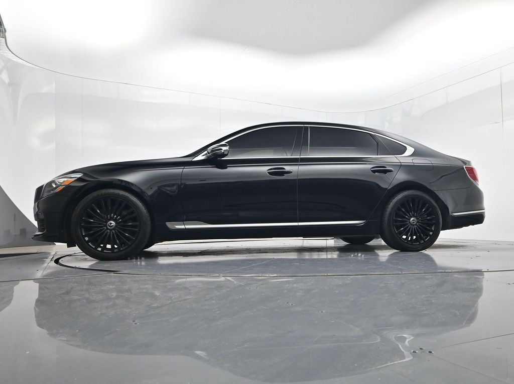 2020 Kia K900 Luxury