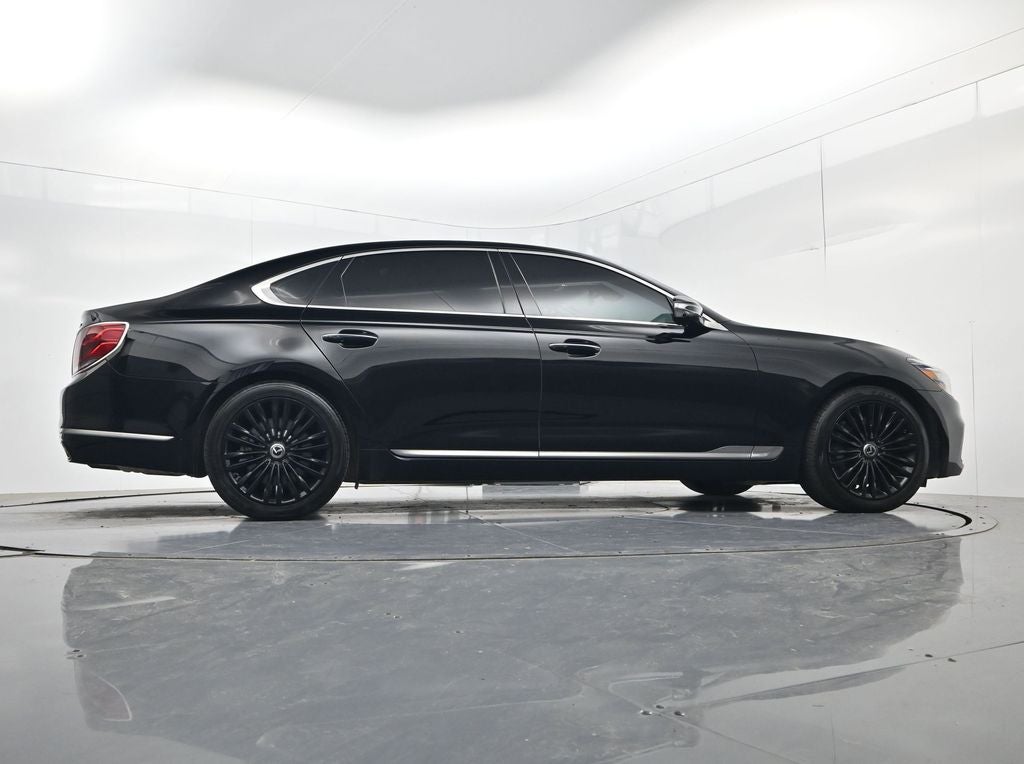 2020 Kia K900 Luxury