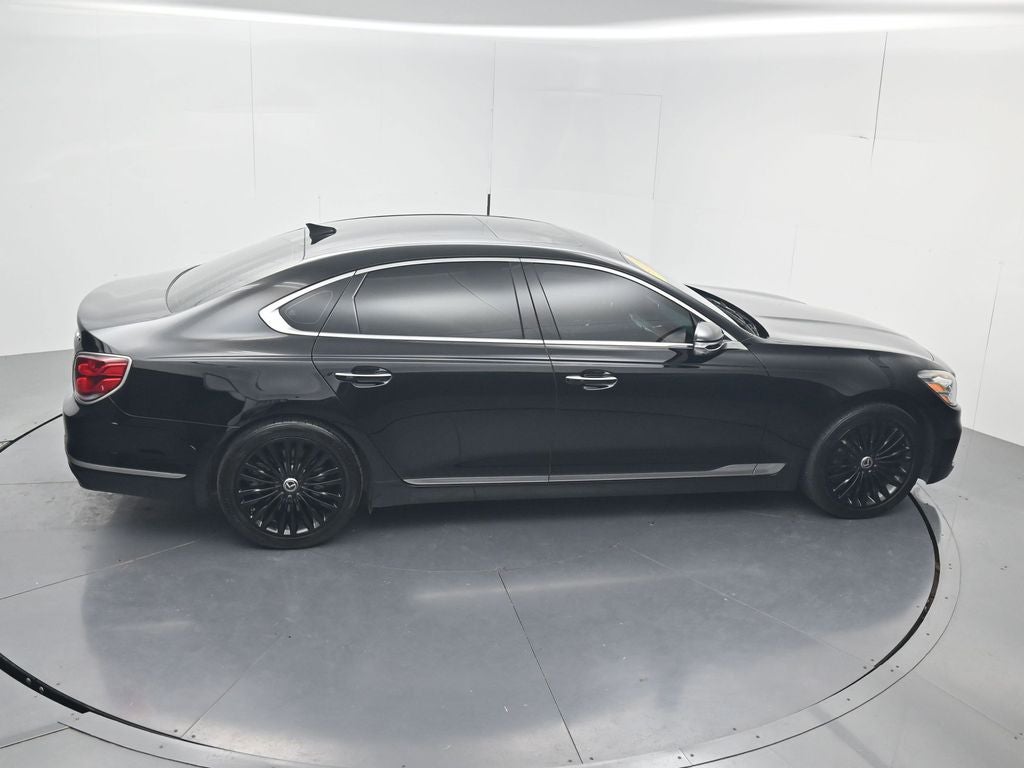 2020 Kia K900 Luxury