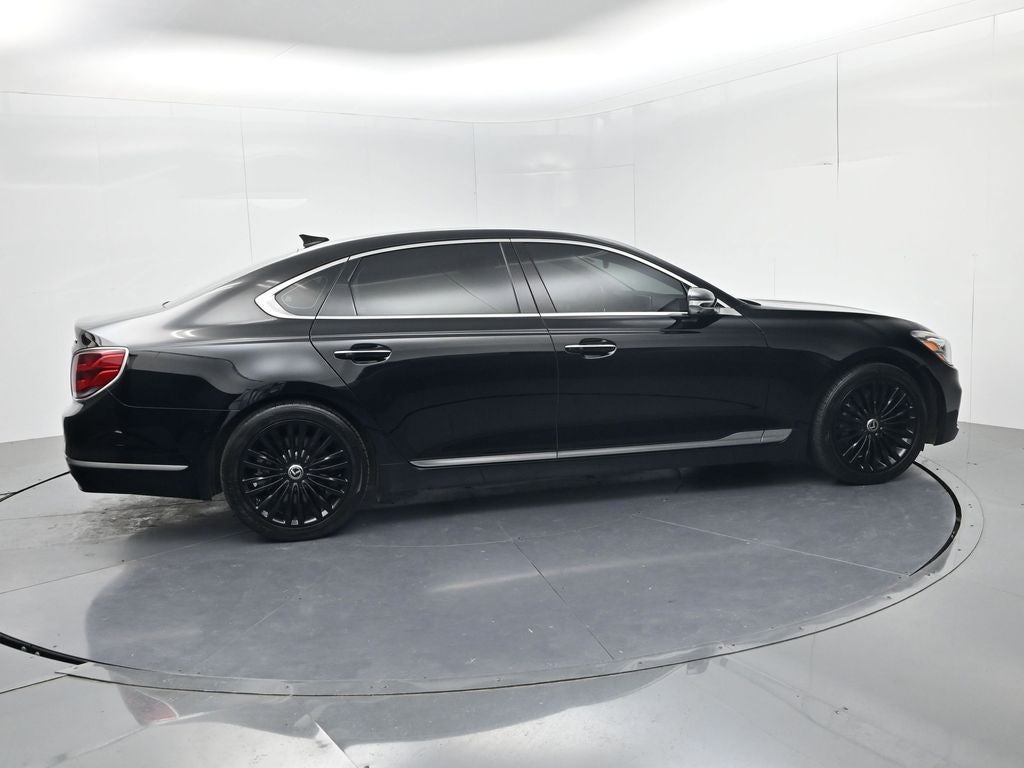 2020 Kia K900 Luxury