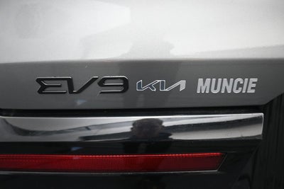2024 Kia EV9 Land