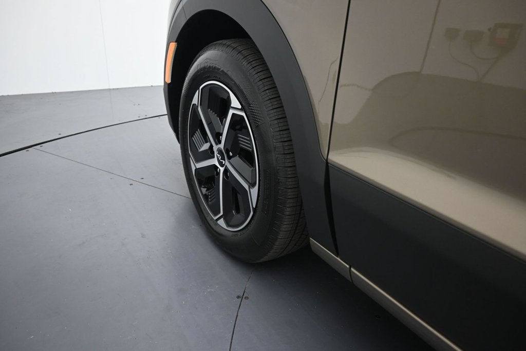 2027 Kia Niro LX