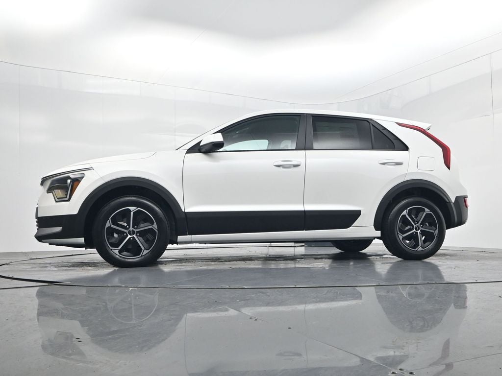2026 Kia Niro LX