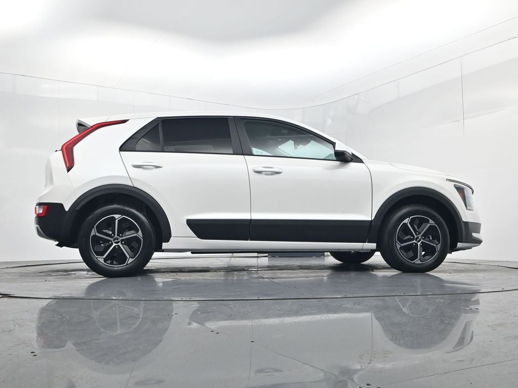 2026 Kia Niro LX