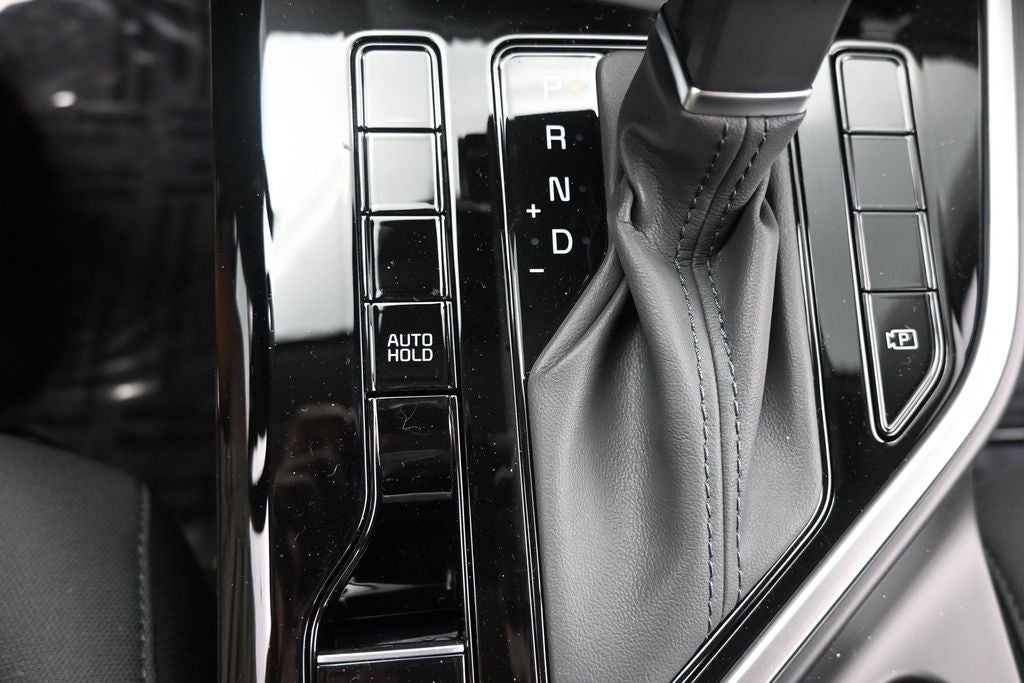 2026 Kia Niro LX