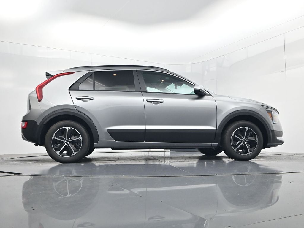 2026 Kia Niro LX
