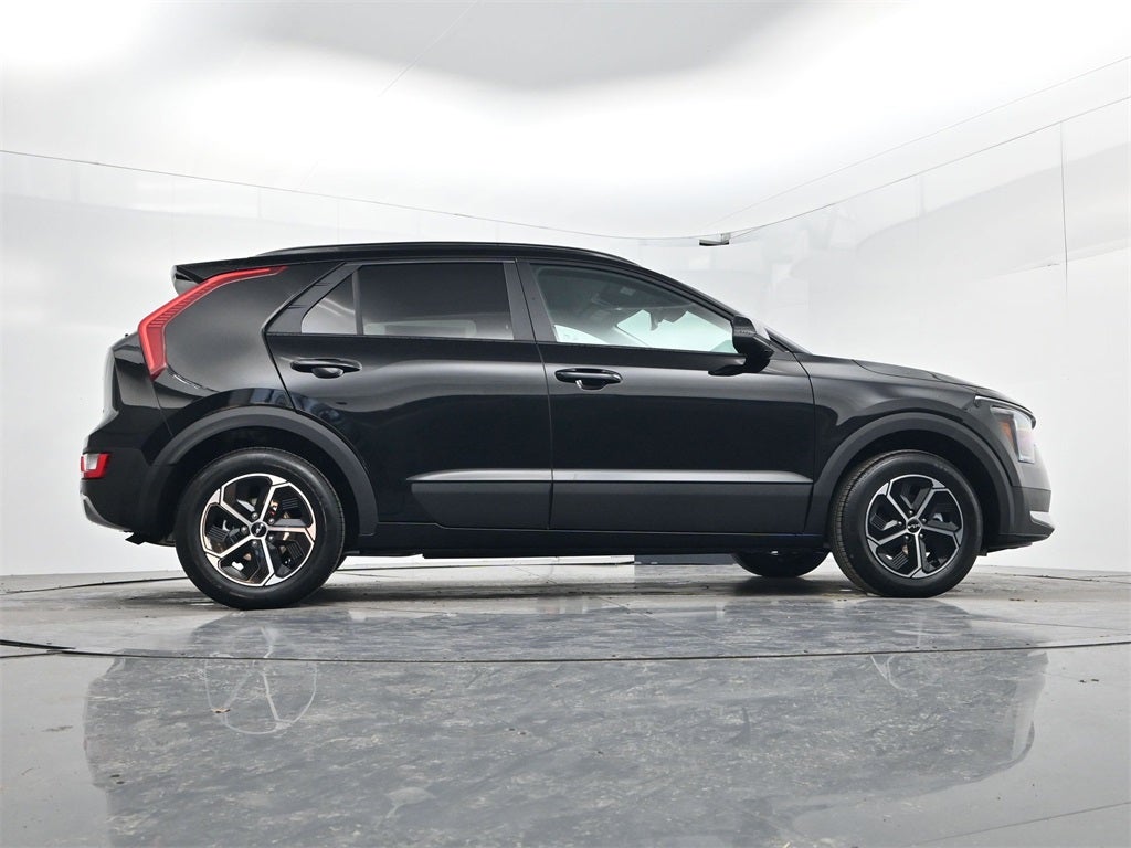 2026 Kia Niro LX