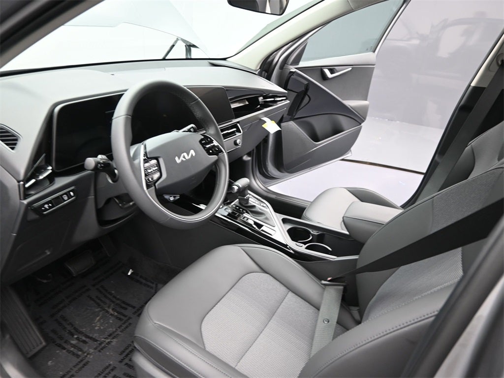 2025 Kia Niro EX