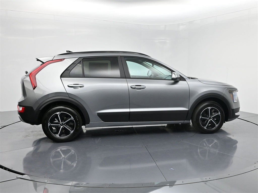 2025 Kia Niro EX