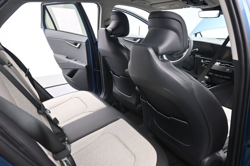 2026 Kia Niro SX Touring
