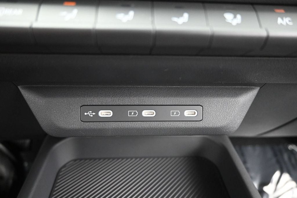 2027 Kia Seltos LX