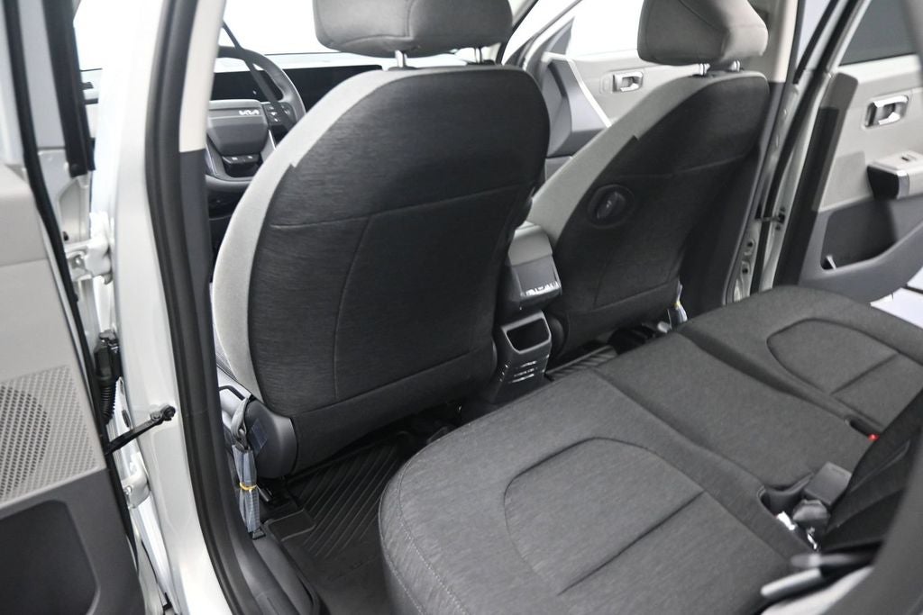 2027 Kia Seltos LX