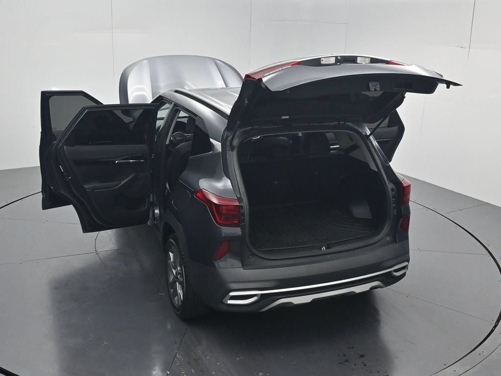 2022 Kia Seltos S