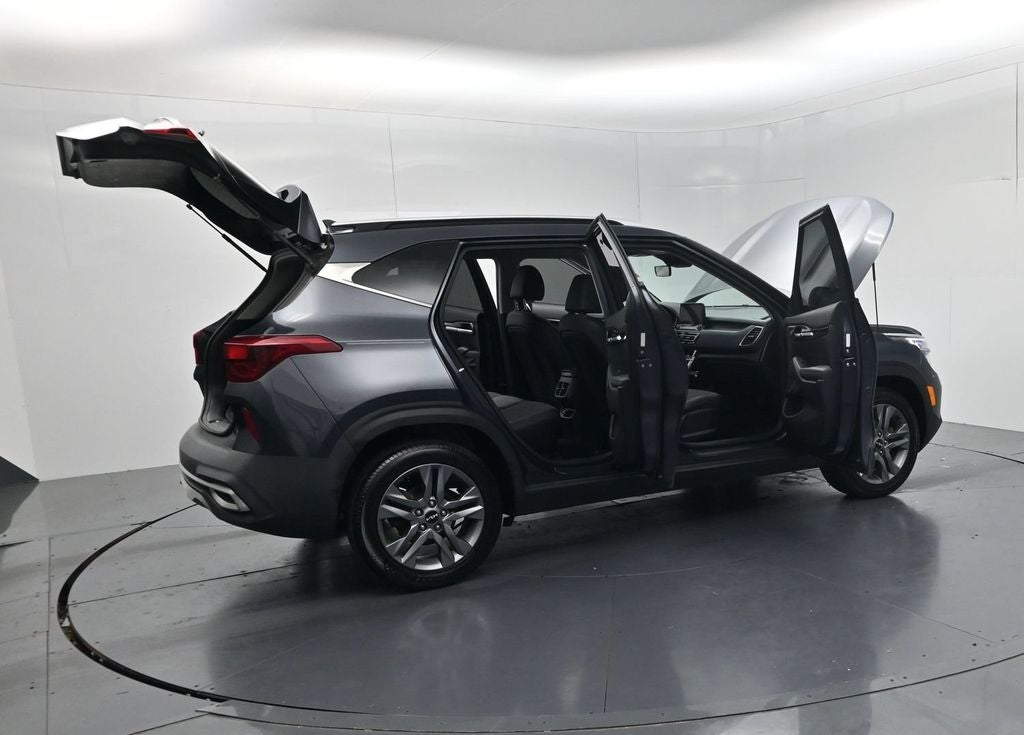 2022 Kia Seltos S