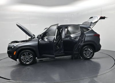 2022 Kia Seltos S