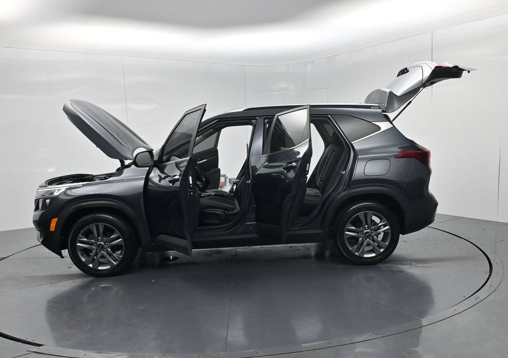 2022 Kia Seltos S