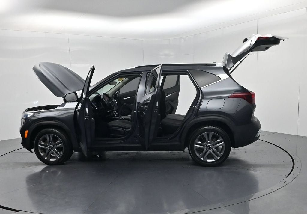 2022 Kia Seltos S
