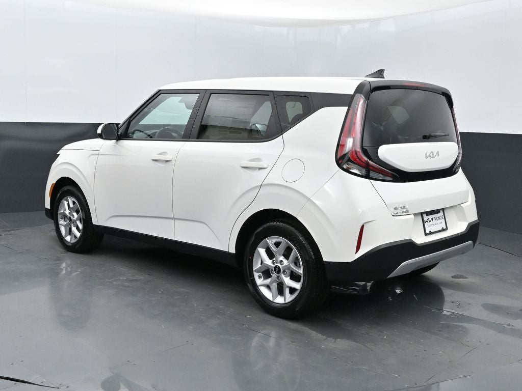 2025 Kia Soul LX