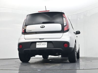 2017 Kia Soul Base