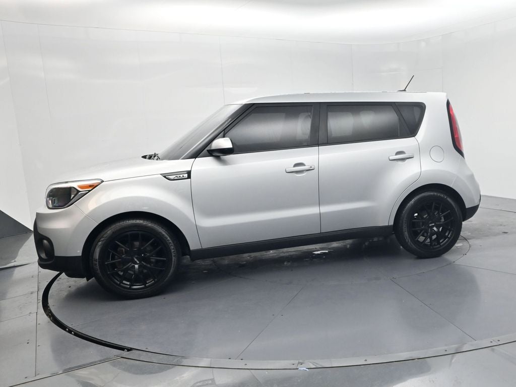 2017 Kia Soul Base