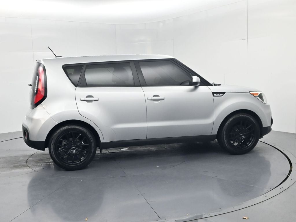 2017 Kia Soul Base