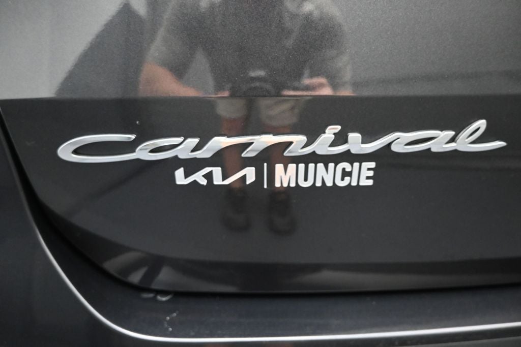 2022 Kia Carnival LXS