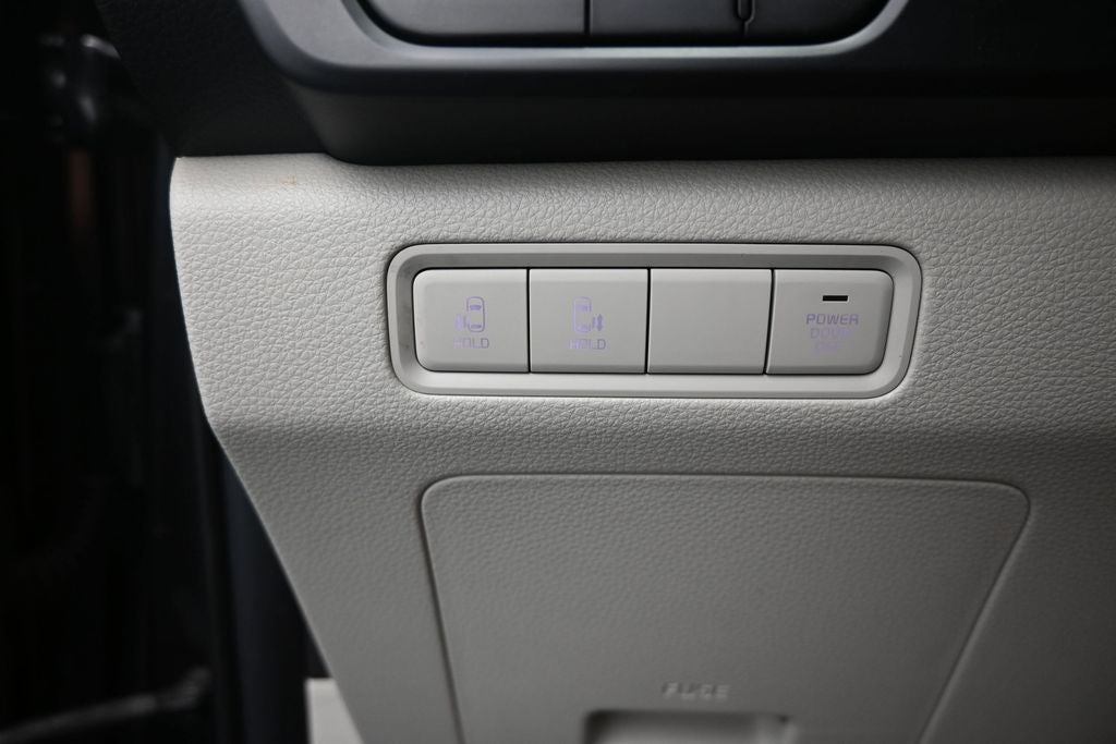 2022 Kia Carnival LXS