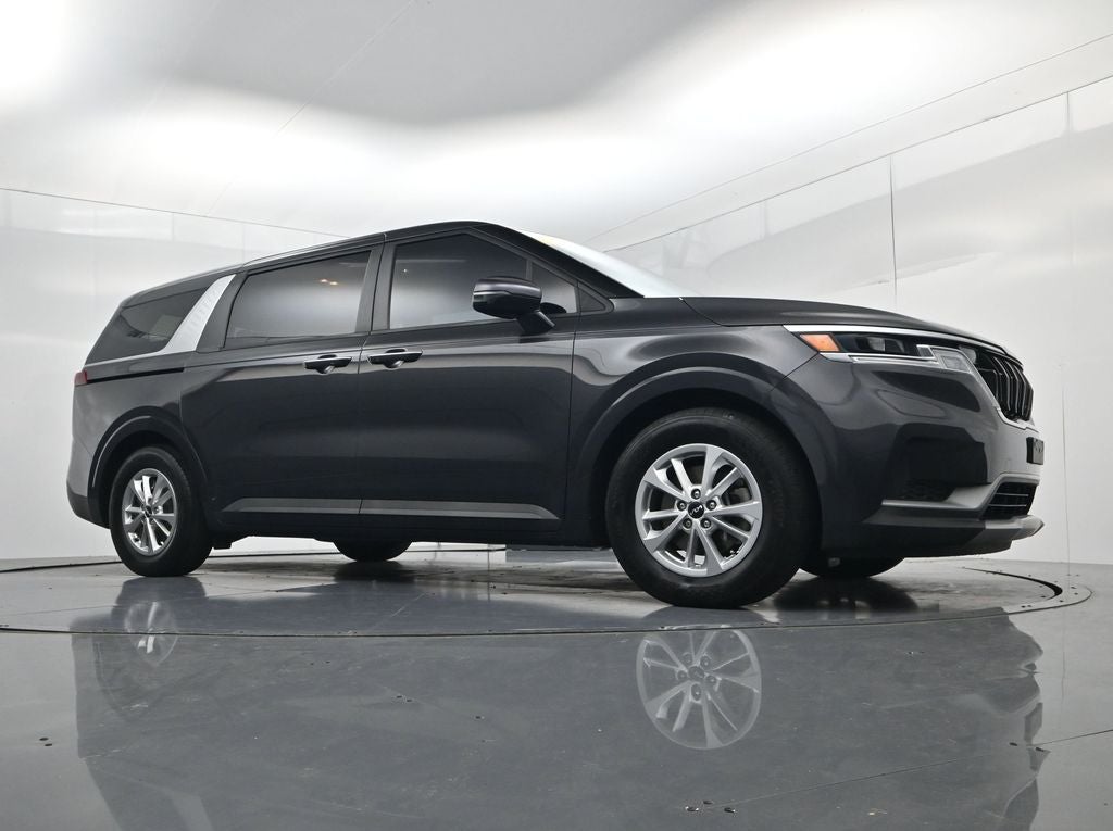 2022 Kia Carnival LXS