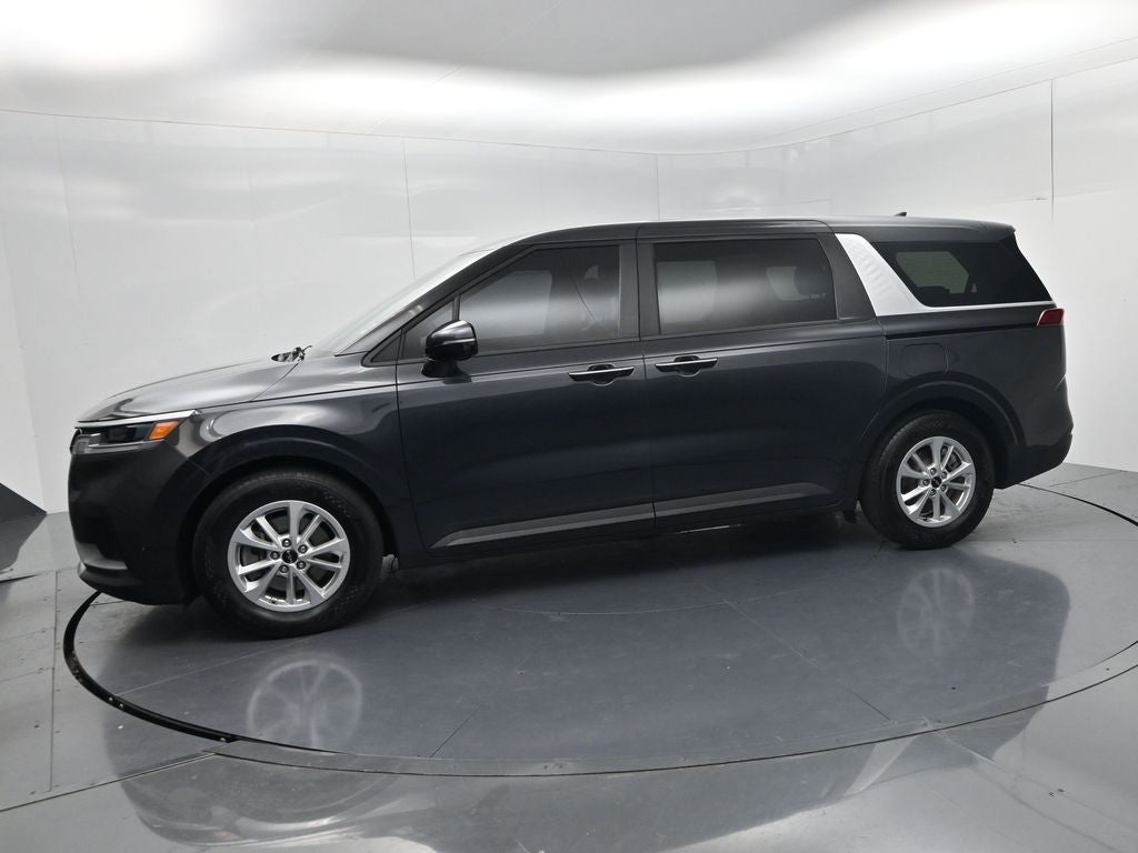 2022 Kia Carnival LXS