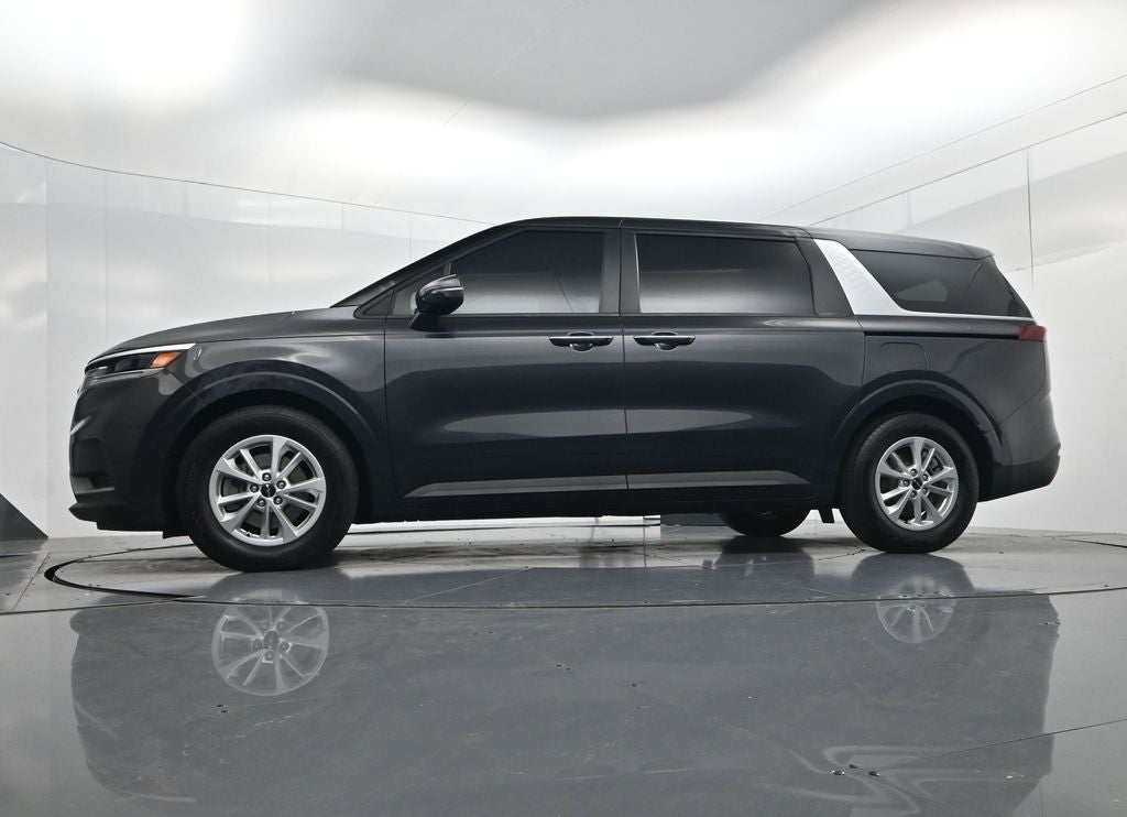 2022 Kia Carnival LXS