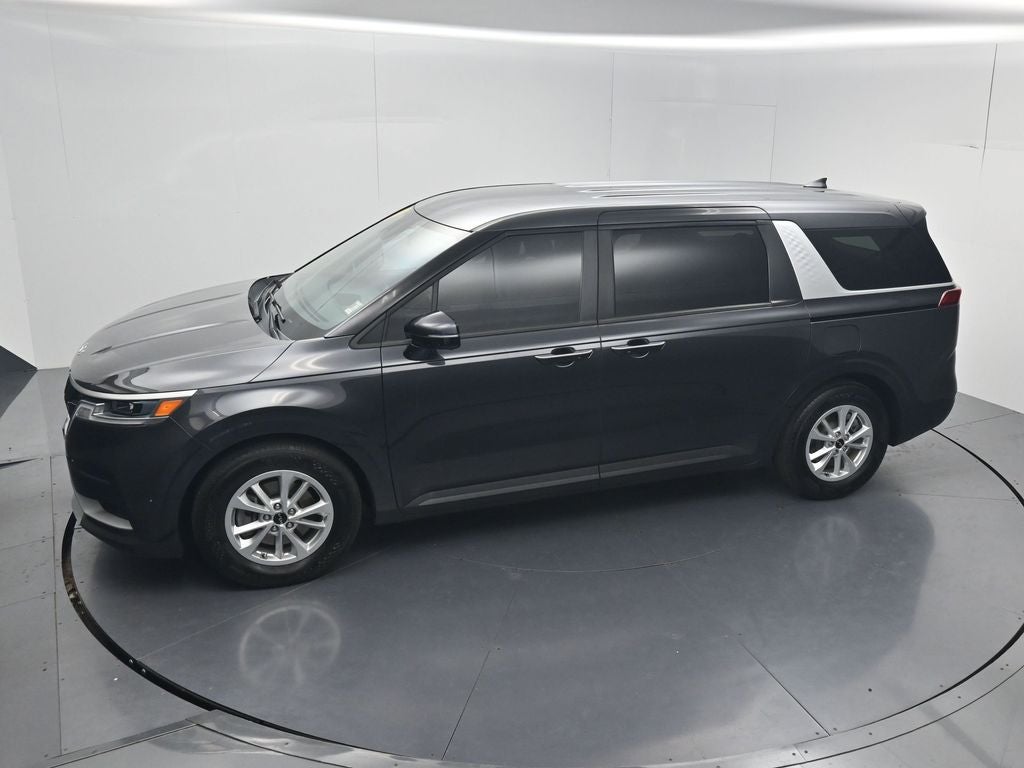 2022 Kia Carnival LXS