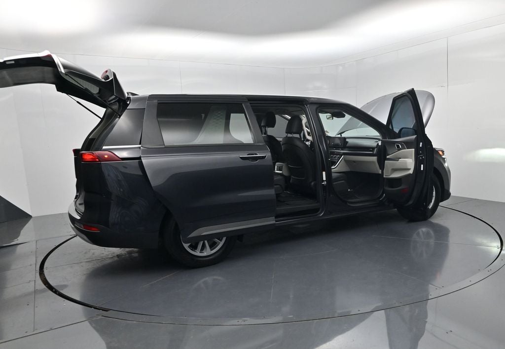 2022 Kia Carnival LXS
