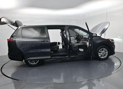 2022 Kia Carnival LXS