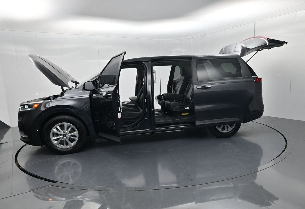 2022 Kia Carnival LXS