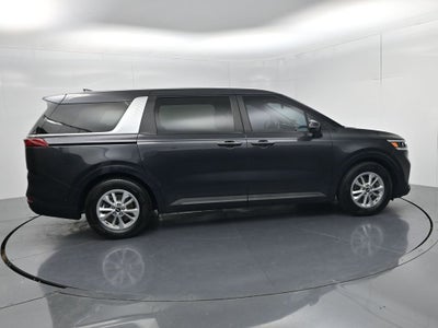 2022 Kia Carnival LXS