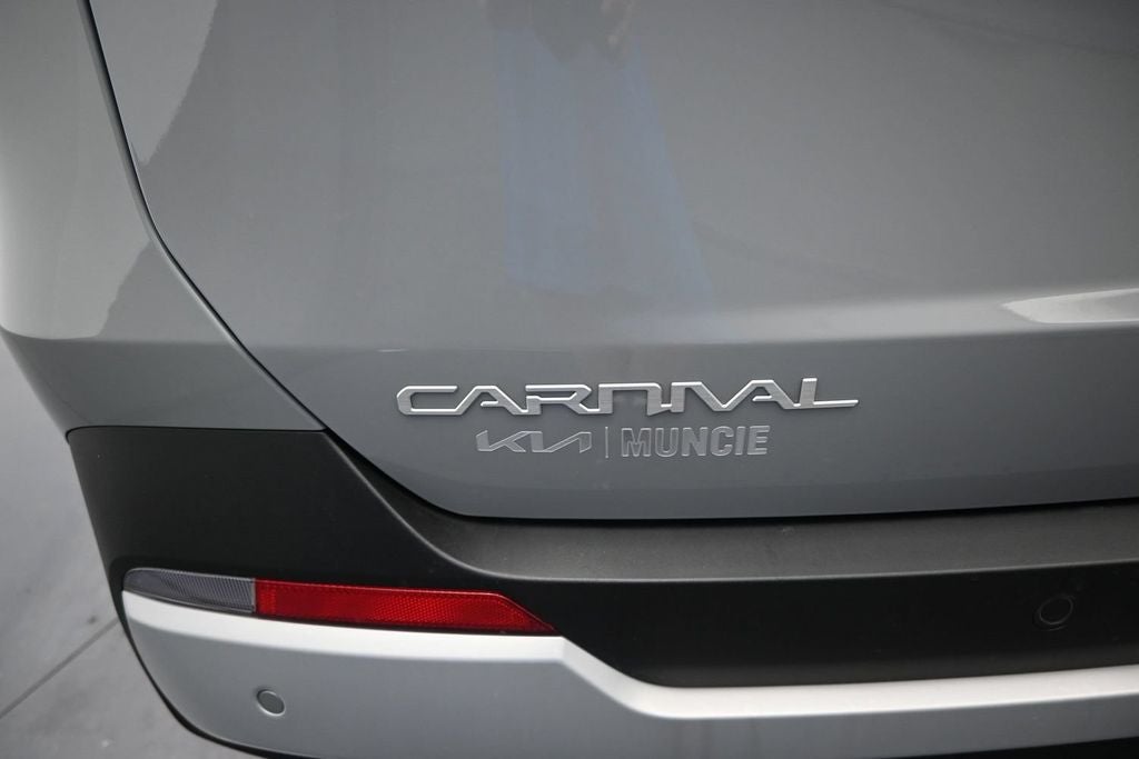 2027 Kia Carnival LX