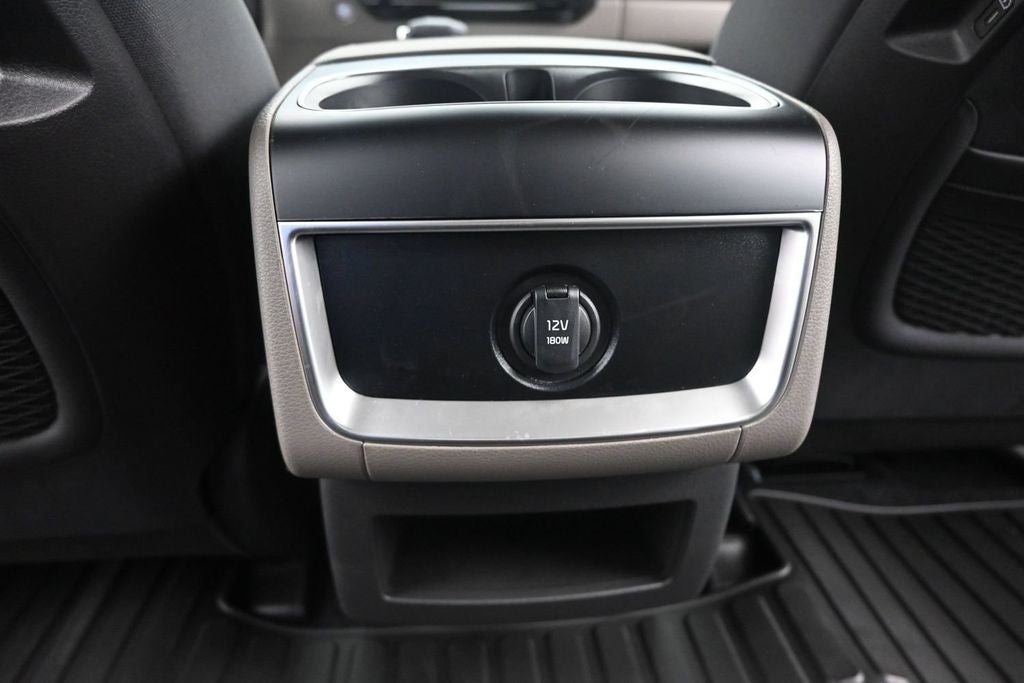 2027 Kia Carnival LX
