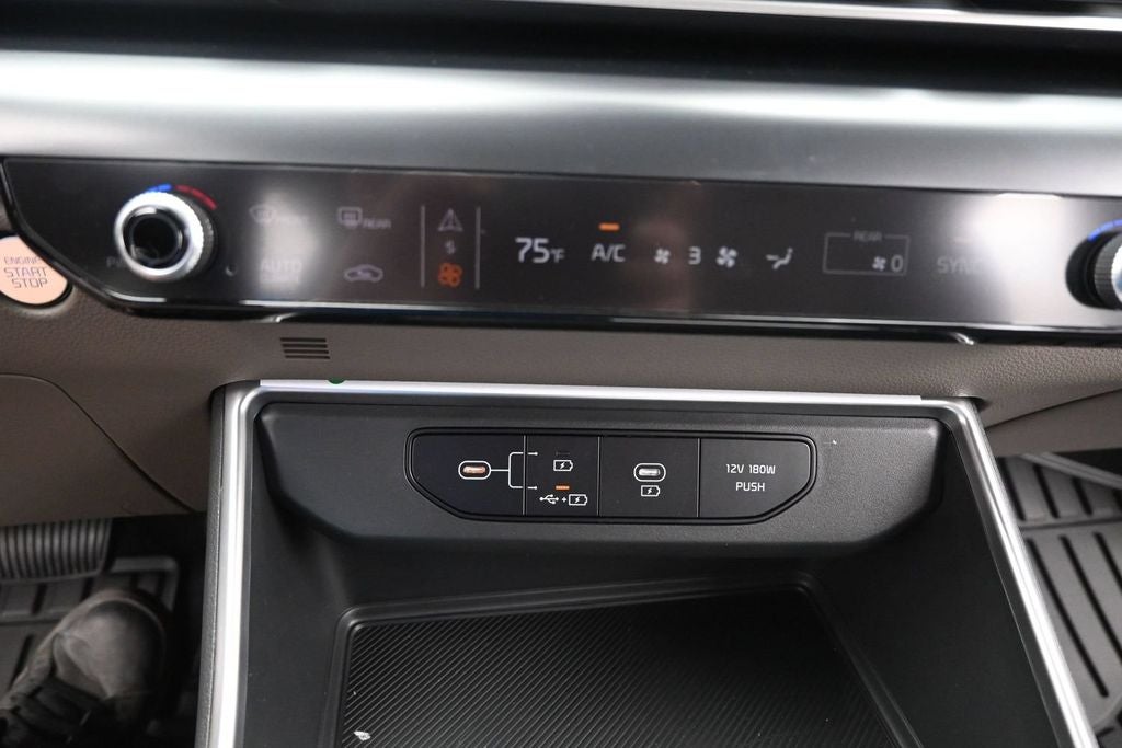 2027 Kia Carnival LX